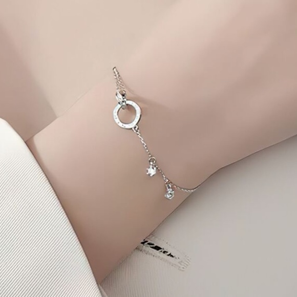 925 Sterling Silver Cubic Zirconia Double Circle Bracelet - Picture 4 of 9
